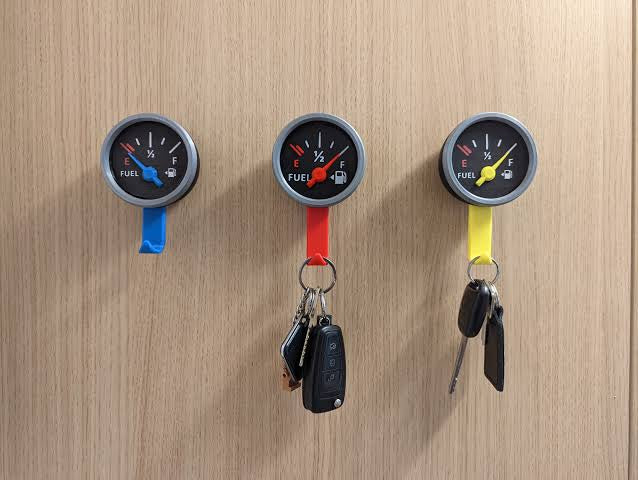 COLGADOR DE LLAVE DE CARRO